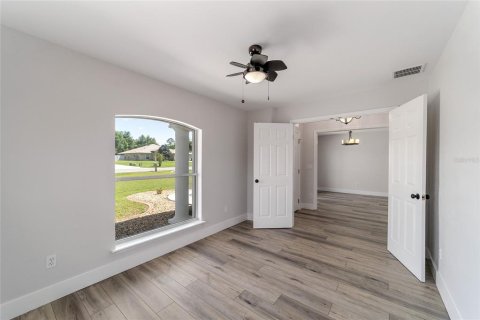 Villa ou maison à vendre à Ocala, Floride: 4 chambres, 194.17 m2 № 2142641 - photo 15