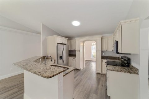 Villa ou maison à vendre à Ocala, Floride: 4 chambres, 194.17 m2 № 2142641 - photo 19