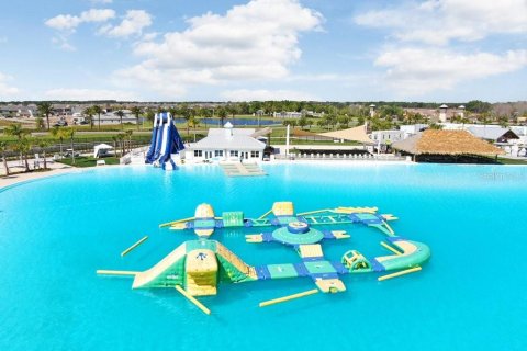 Купить виллу или дом в Уэсли-Чепел, Флорида 9 комнат, 227.33м2, № 2150864 - фото 30