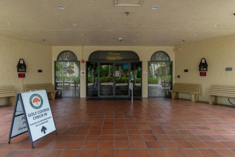 Condo in Lake Worth, Florida, 2 bedrooms № 2181925 - photo 28