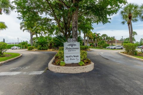 Condo in Lake Worth, Florida, 2 bedrooms № 2181925 - photo 27