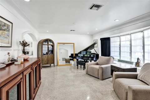 Casa en alquiler en Boca Raton, Florida, 2 dormitorios, 129.23 m2 № 2011139 - foto 13