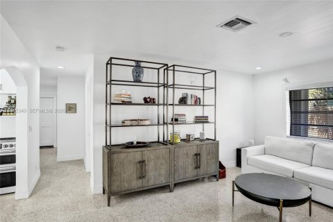 Casa en alquiler en Boca Raton, Florida, 2 dormitorios, 129.23 m2 № 2011139 - foto 25