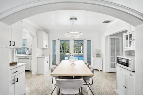 Casa en alquiler en Boca Raton, Florida, 2 dormitorios, 129.23 m2 № 2011139 - foto 5