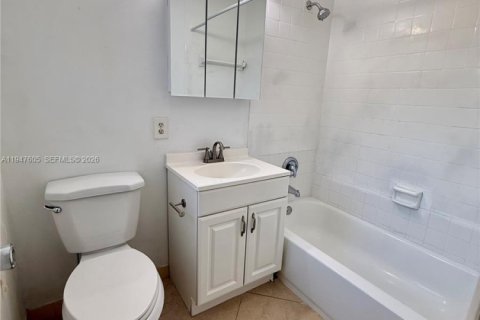 Apartment in Fort Lauderdale, Florida 1 bedroom, 92.9 sq.m. № 2003841 - photo 16