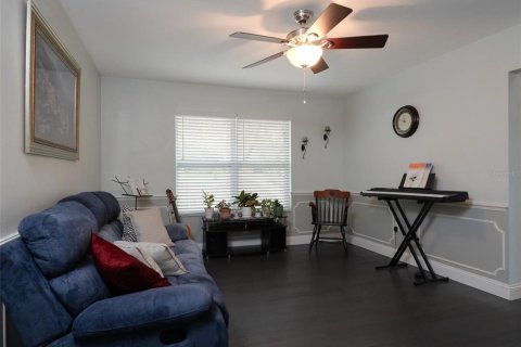 House in Gainesville, Florida 4 bedrooms, 237.74 sq.m. № 1537644 - photo 13