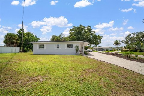 Villa ou maison à vendre à Venice, Floride: 2 chambres, 160.44 m2 № 1879812 - photo 25