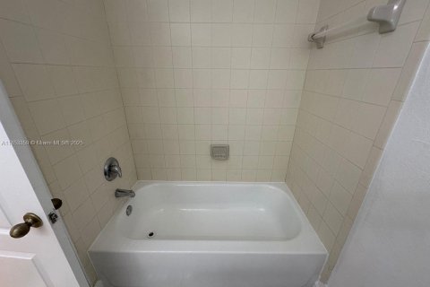 Copropriété à vendre à Homestead, Floride: 3 chambres, 99.96 m2 № 1962221 - photo 12