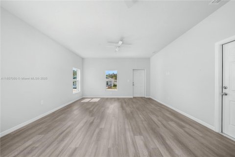 Casa en venta en Sebring, Florida, 3 dormitorios, 123.56 m2 № 1889948 - foto 12