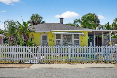 Villa ou maison à vendre à Daytona Beach, Floride: 2 chambres, 66.89 m2 № 1911524 - photo 1