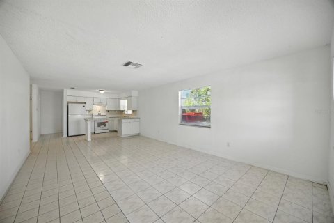 Appartement à louer à Clearwater, Floride: 2 chambres, 93.65 m2 № 1904160 - photo 12