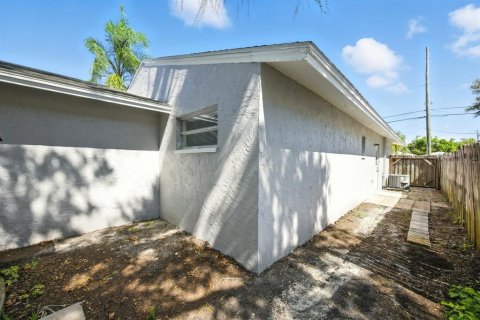 Apartamento en alquiler en Clearwater, Florida, 2 dormitorios, 93.65 m2 № 1904160 - foto 4