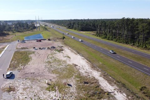 Commercial property in Saint Cloud, Florida № 1957658 - photo 11