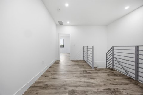 Adosado en venta en Pompano Beach, Florida, 2 dormitorios, 143.44 m2 № 2190093 - foto 12