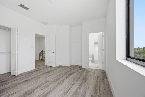 Adosado en venta en Pompano Beach, Florida, 2 dormitorios, 143.44 m2 № 2190093 - foto 21
