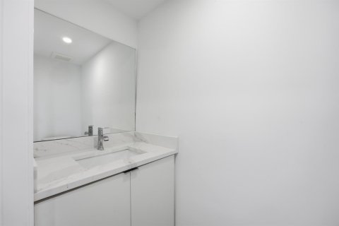 Adosado en venta en Pompano Beach, Florida, 2 dormitorios, 143.44 m2 № 2190093 - foto 10
