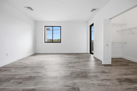 Adosado en venta en Pompano Beach, Florida, 2 dormitorios, 143.44 m2 № 2190093 - foto 19