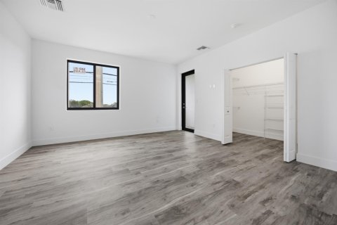 Adosado en venta en Pompano Beach, Florida, 2 dormitorios, 143.44 m2 № 2190093 - foto 13