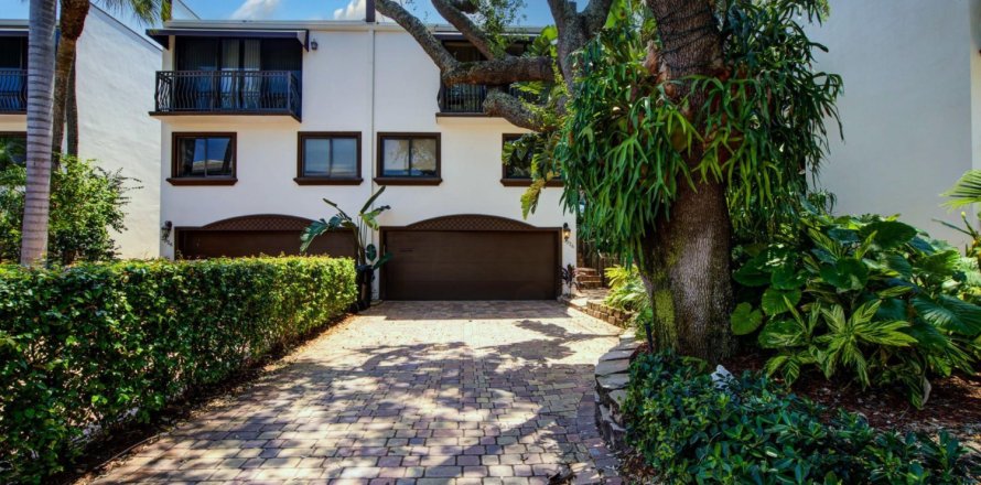 Touwnhouse à Fort Lauderdale, Floride 2 chambres, 167.78 m2 № 1103352