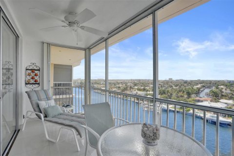 Copropriété à vendre à Pompano Beach, Floride: 2 chambres, 111.48 m2 № 2077778 - photo 6