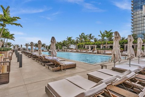 Copropriété à vendre à Miami Beach, Floride: 2 chambres, 117.06 m2 № 2046202 - photo 18