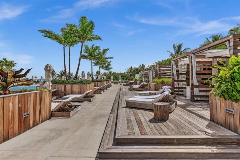 Copropriété à vendre à Miami Beach, Floride: 2 chambres, 117.06 m2 № 2046202 - photo 20