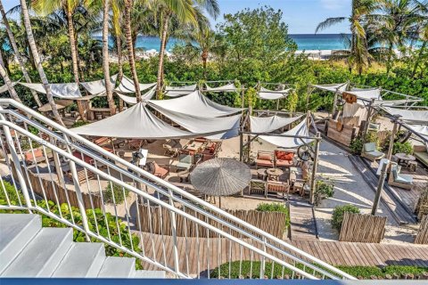 Copropriété à vendre à Miami Beach, Floride: 2 chambres, 117.06 m2 № 2046202 - photo 25