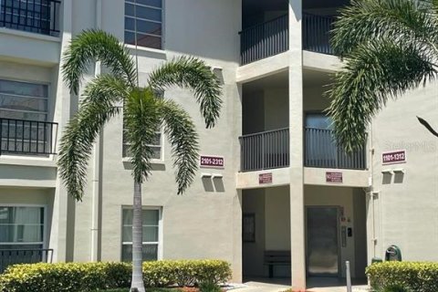 Condominio en venta en Dunedin, Florida, 2 dormitorios, 86.4 m2 № 1723070 - foto 1