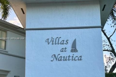 Таунхаус в Мирамар, Флорида 4 спальни, 145.86м2 № 1997701