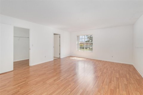 Duplex in Orlando, Florida 3 bedrooms, 181.62 sq.m. № 1909945 - photo 14