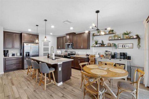 Villa ou maison à louer à Riverview, Floride: 5 chambres, 244.05 m2 № 1915314 - photo 20