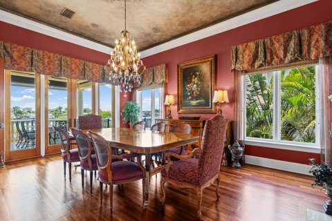 Villa ou maison à vendre à Gulfport, Floride: 4 chambres, 489.97 m2 № 2218346 - photo 12