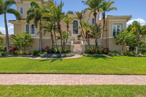 Villa ou maison à vendre à Gulfport, Floride: 4 chambres, 489.97 m2 № 2218346 - photo 4