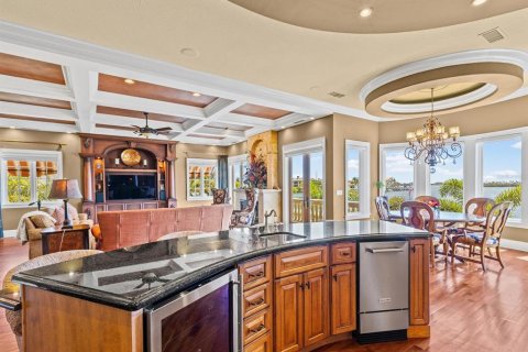 Villa ou maison à vendre à Gulfport, Floride: 4 chambres, 489.97 m2 № 2218346 - photo 19