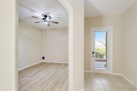 Casa en venta en Bradenton, Florida, 2 dormitorios, 171.03 m2 № 2400032 - foto 5