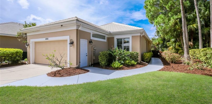 Casa en Bradenton, Florida 2 dormitorios, 171.03 m2 № 2400032