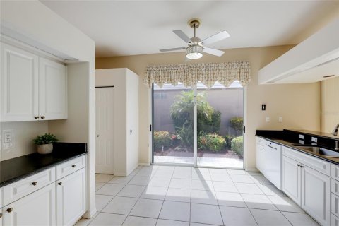 Casa en venta en Bradenton, Florida, 2 dormitorios, 171.03 m2 № 2400032 - foto 8