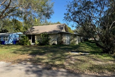 Casa en Kissimmee, Florida 3 dormitorios, 101.08 m2 № 1999677