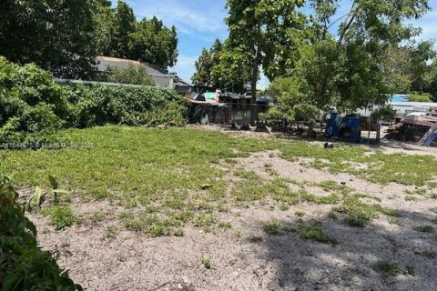 Villa ou maison à vendre à Miami, Floride: 3 chambres, 104.05 m2 № 1958488 - photo 2