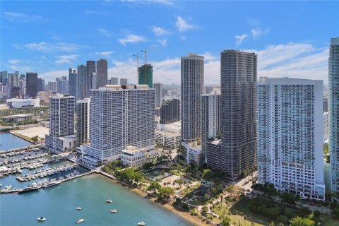 Condo in Miami, Florida  № 1994242 - photo 22