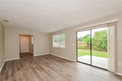 Casa en alquiler en Sarasota, Florida, 3 dormitorios, 137.96 m2 № 1866090 - foto 8