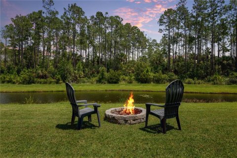 Villa ou maison à vendre à Palm Coast, Floride: 5 chambres, 298.49 m2 № 2314930 - photo 5