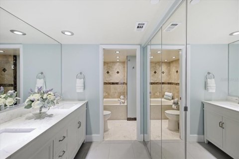 Condo in Clearwater, Florida, 1 bedroom  № 2285413 - photo 15