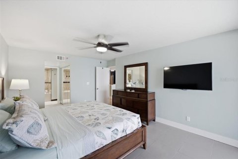 Condo in Clearwater, Florida, 1 bedroom  № 2285413 - photo 12