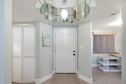 Condo in Clearwater, Florida, 1 bedroom  № 2285413 - photo 26