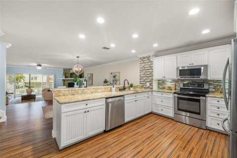 Touwnhouse à vendre à Treasure Island, Floride: 3 chambres, 188.13 m2 № 2140550 - photo 16