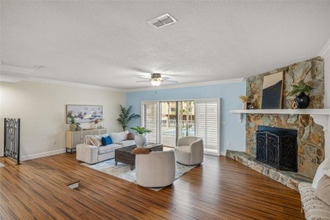 Touwnhouse à vendre à Treasure Island, Floride: 3 chambres, 188.13 m2 № 2140550 - photo 9