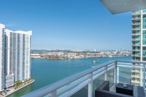 Condo in Miami, Florida, 3 bedrooms  № 1867529 - photo 5