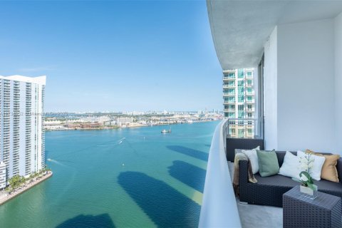 Condo in Miami, Florida, 3 bedrooms  № 1867529 - photo 8