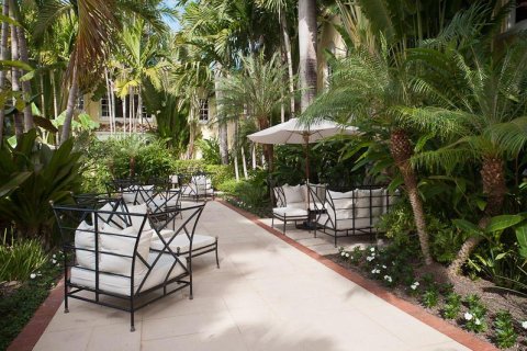 Condo in Palm Beach, Florida, 1 bedroom № 2246707 - photo 3
